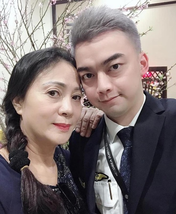 Hà Duy: Từ diễn viên nhí đến cơ trưởng hãng hàng không - 4