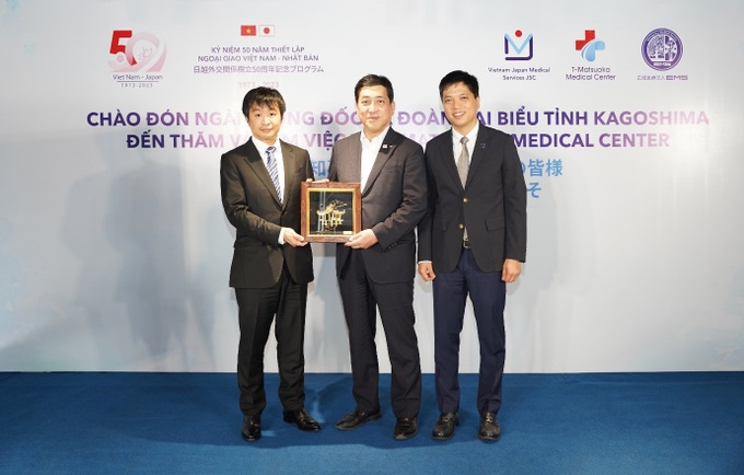 Thống đốc tỉnh Kagoshima - Nhật Bản thăm trung tâm y khoa T-Matsuoka - 2 Thống đốc tỉnh Kagoshima - Nhật Bản thăm trung tâm y khoa T-Matsuoka - 2