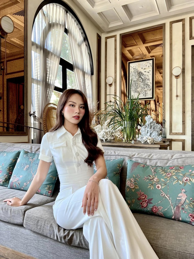 Hoa hậu Mai Phương 1 năm nhiệm kỳ: Ồn ào nhảy gợi cảm, thay đổi sắc vóc - 8