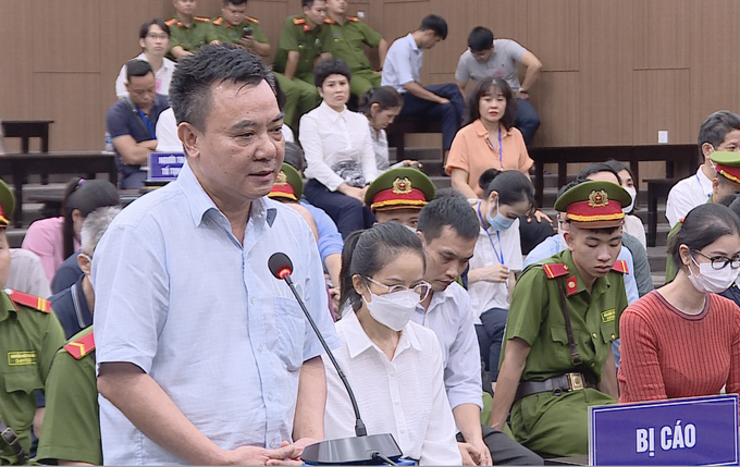 Cựu PGĐ Công an Hà Nội: Tôi ngu, thương người thì phải chịu - 1