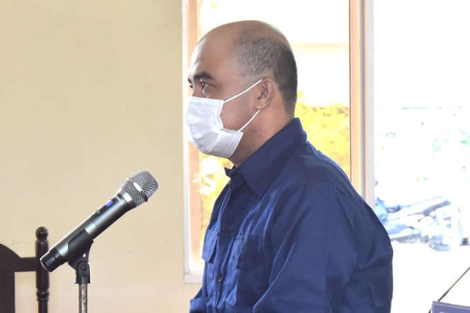 Níu kéo tình cảm không thành, người đàn ông tạt xăng đốt người tình - 1