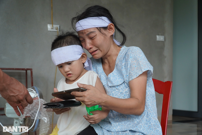 Chồng chết thảm khi đi lao động xa nhà, vợ nghèo cùng đàn con thơ gào khóc - 1