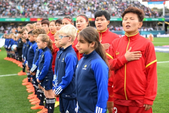 HLV Mai Đức Chung: Đội tuyển nữ Việt Nam muốn thắng Bồ Đào Nha - 3