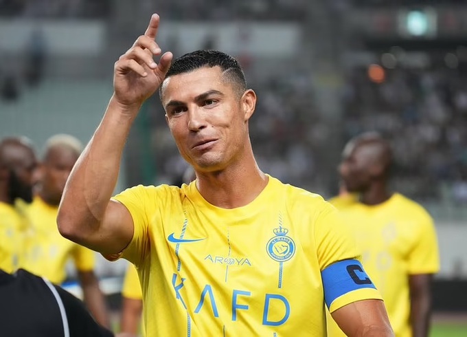 Lập kỷ lục không tưởng tại Al Nassr, Ronaldo bất ngờ có hành động khiến fan Man United phẫn nộ