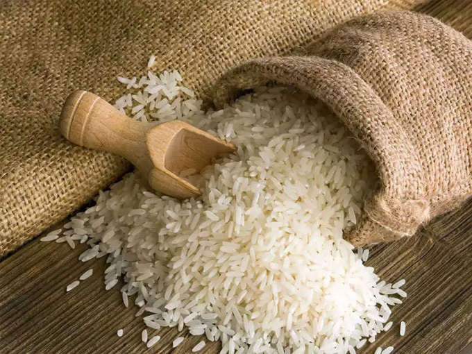 Sau Ấn Độ, thêm Nga và UAE cấm xuất khẩu gạo - 1