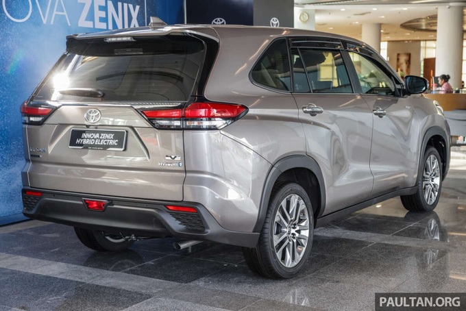 Toyota Innova 2023 lên lịch ra mắt Việt Nam, bán song song bản cũ - 2