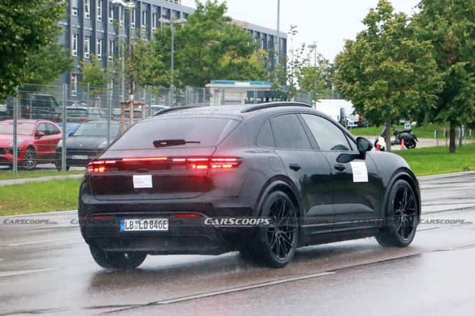 Porsche Macan EV chạy điện lộ diện, thiết kế khác đáng kể bản chạy xăng - 3