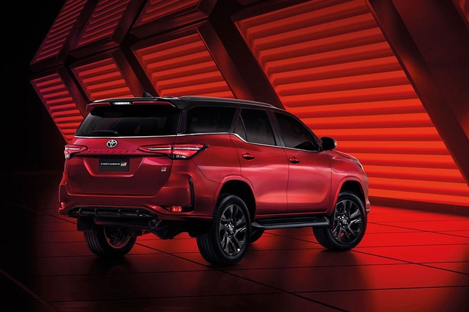 Toyota Fortuner 2023 ra mắt tại Đông Nam Á, thêm trang bị và mạnh hơn - 6