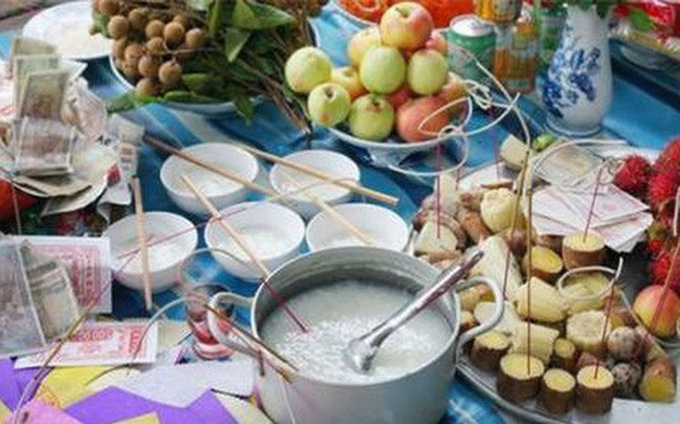 Cúng Chúng Sinh Vào Giờ Nào - Mẫu Văn Khấn & Lưu Ý Quan Trọng
