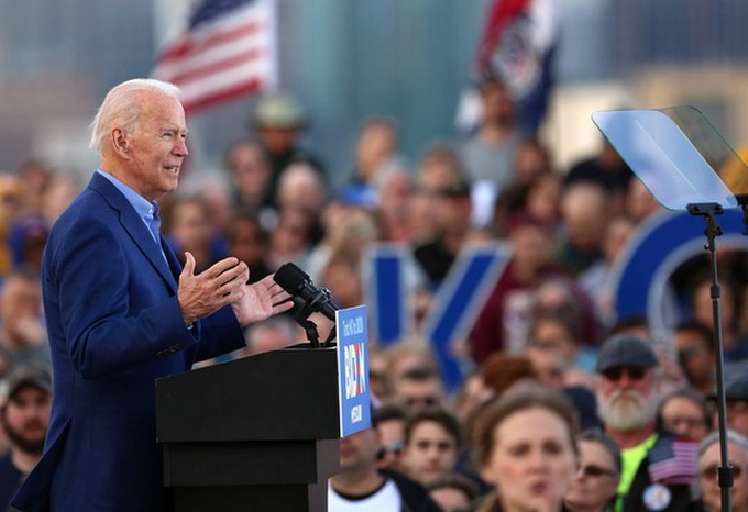 Bầu cử Mỹ 2020: Biden đổ bộ lãnh địa của ông Trump, nới rộng cách biệt - 2