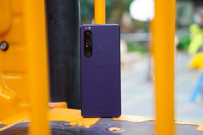 Đánh giá Sony Xperia 1 III: đối thủ của iPhone 13 Pro Max, Galaxy S21 Ultra - 1