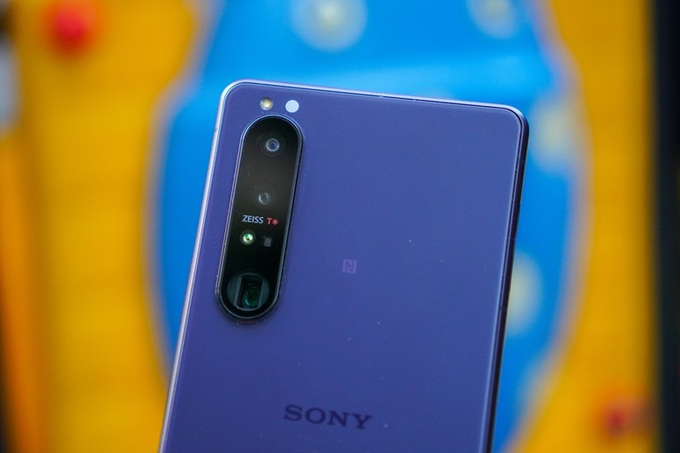 Đánh giá Sony Xperia 1 III: đối thủ của iPhone 13 Pro Max, Galaxy S21 Ultra - 6