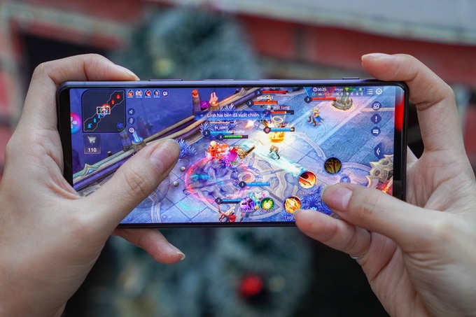 Đánh giá Sony Xperia 1 III: đối thủ của iPhone 13 Pro Max, Galaxy S21 Ultra - 9