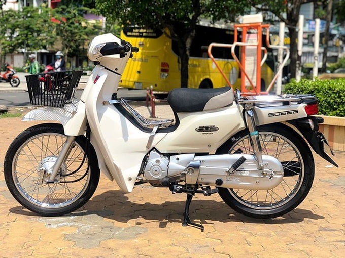 Honda Super Cub 110 cũ hàng hiếm giá hơn 100 triệu đồng - 2