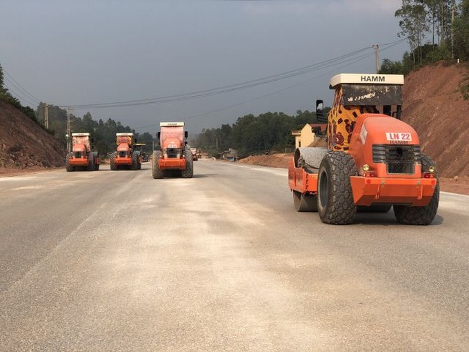 Thủ tướng yêu cầu “gỡ rối” 12 quy định “chồng chéo” trong Luật đầu tư, kinh doanh - 1