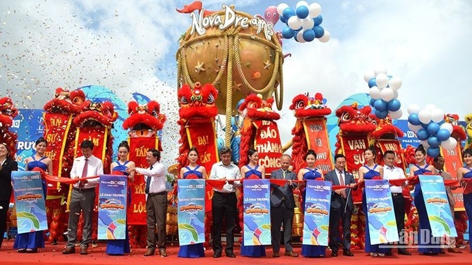 Binh Thuan: First amusement park opens - 1 Binh Thuan: First amusement park opens - 1