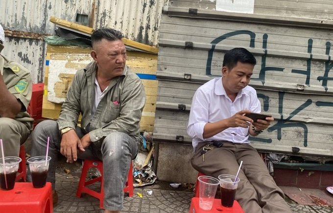 HCM City face mask sale stronger after new Covid-19 outbreak - 7