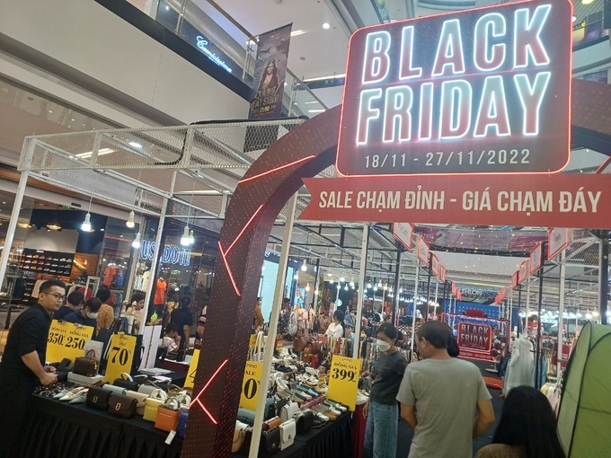 Shops and stores offer up to 99 percent discounts on Black Friday - 2 Shops and stores offer up to 99 percent discounts on Black Friday - 2