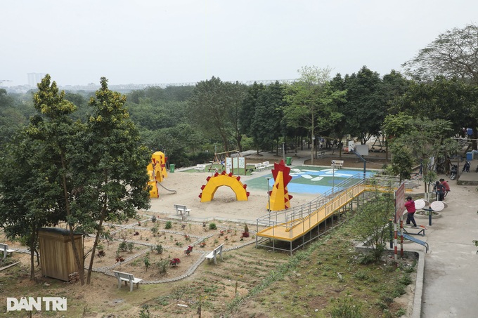 More Hanoi parks built along Red River - 1