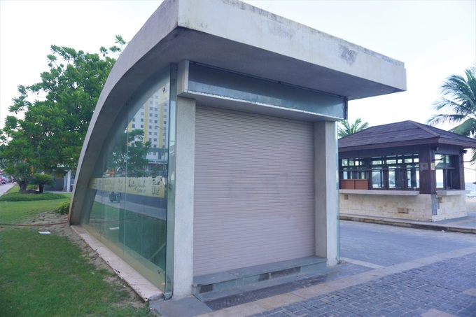 Danang coastal pedestrian tunnel abandoned - 7