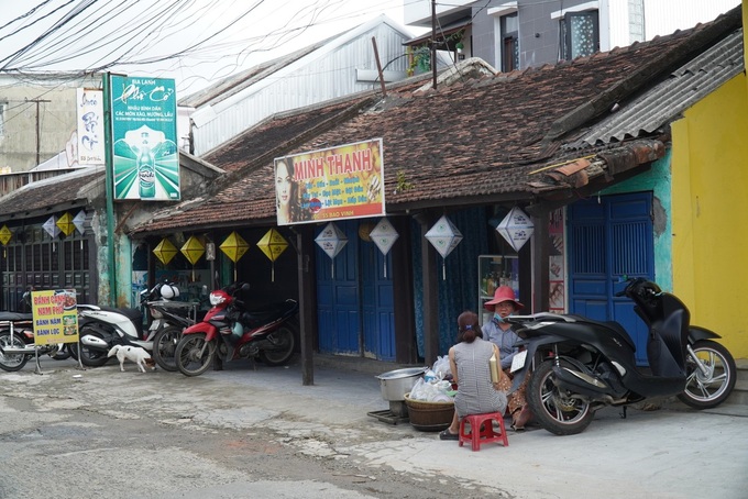 Old Hue heritage street at risk of disappearing - 5 Old Hue heritage street at risk of disappearing - 5