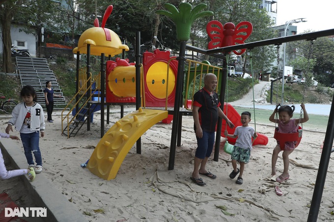 More Hanoi parks built along Red River - 7