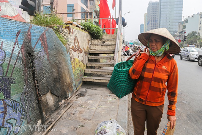 Hanoi Mural continues deteriorating - 7