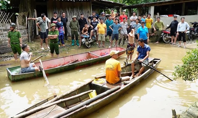 Yen Bai, Lao Cai severely submerged following heavy rain - 6