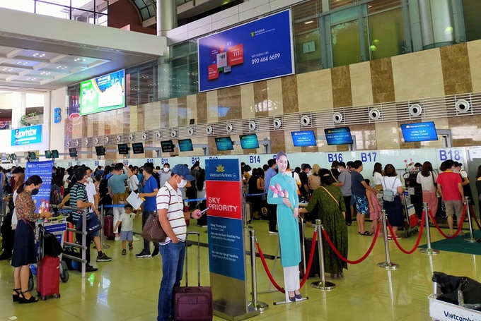 Vietnam Airlines offers over 2 million tickets for Tet - 1