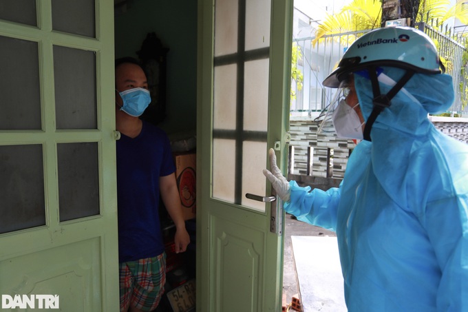 Home-care programme helps save more Covid-19 patients in Ho Chi Minh City - 8