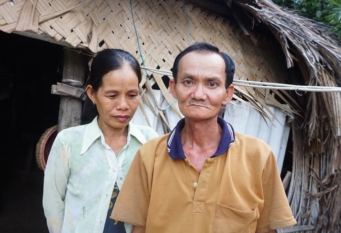 Ben Tre woman calls for help for terminally-ill husband - 1