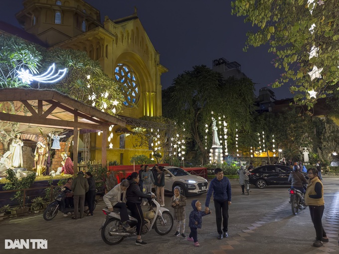 Churches in Hanoi decorated for Christmas - 9 Churches in Hanoi decorated for Christmas - 9