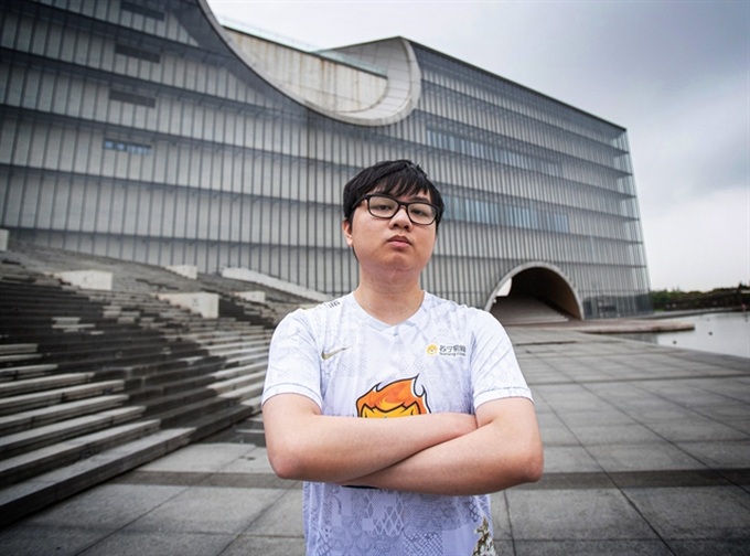 Professional e-sport players can earn high incomes - 1 Professional e-sport players can earn high incomes - 1