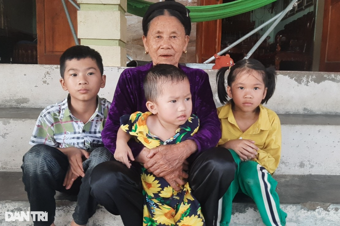 Nghe An woman needs support to save husband - 2
