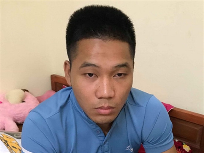 Police arrest student hackers - 1