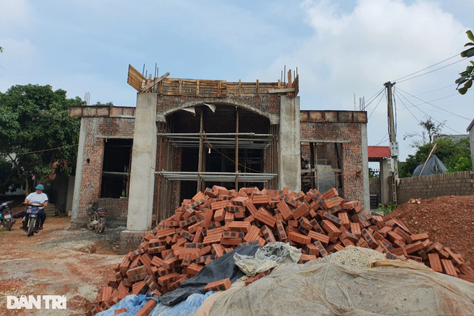 Ailing brother and sister in Bac Giang receive support - 3