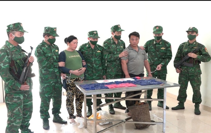Lao couple detained for drug transport - 1