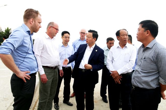 Dutch experts suggest ways to save Hoi An beach - 1