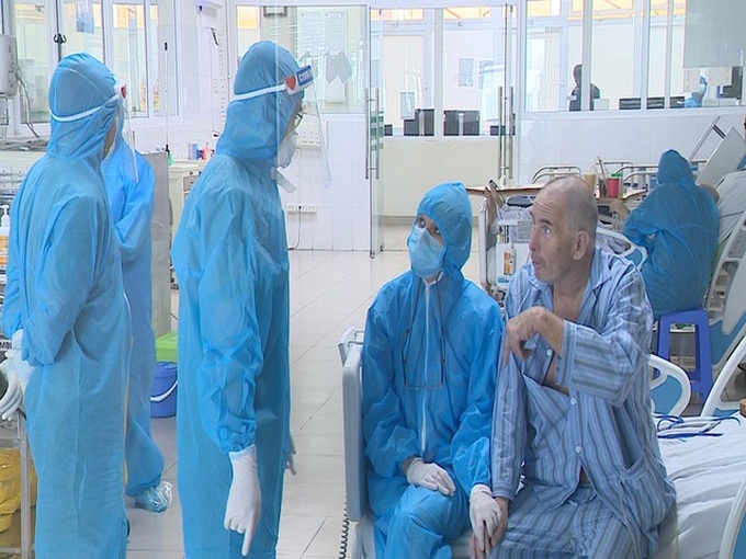 British elderly man recovers from critical Covid-19 - 2