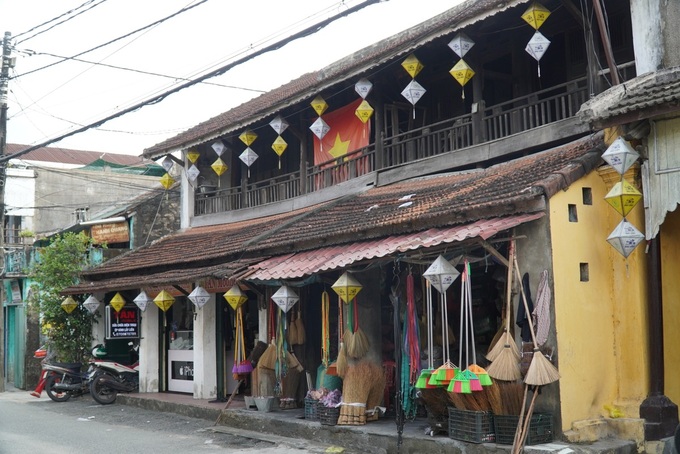 Old Hue heritage street at risk of disappearing - 2 Old Hue heritage street at risk of disappearing - 2