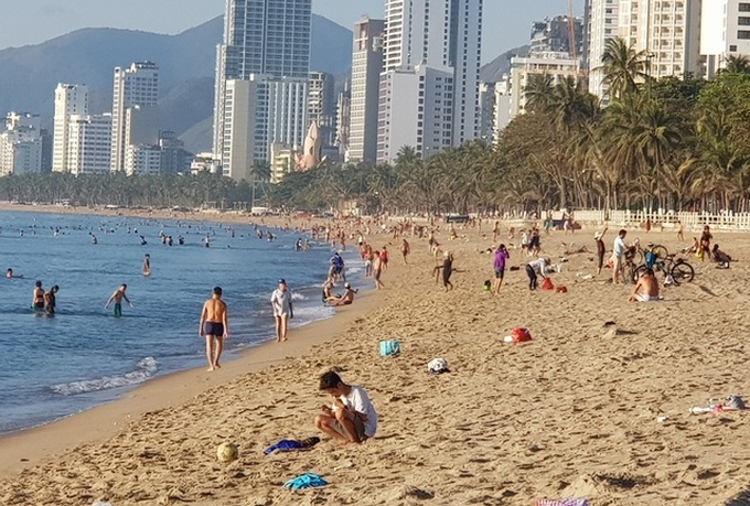 Nha Trang beach reopens on May 4 - 5