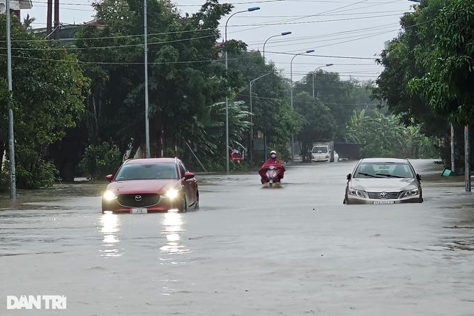 Flooding plagues central region - 8