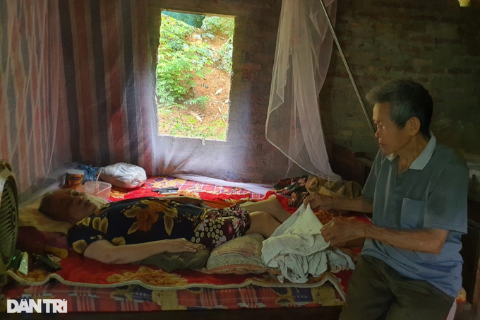 Dantri readers support new home for elderly Bac Kan couple - 1