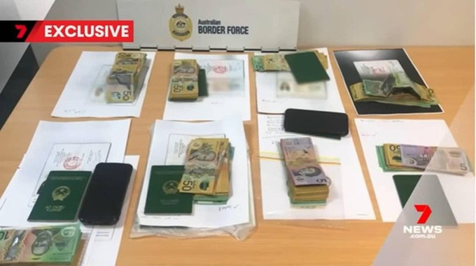 Vietnamese flight attendants questioned over suspected money laundering - 1