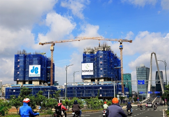 Vietnam lures over $25 billion in foreign investment in 11 months - 1