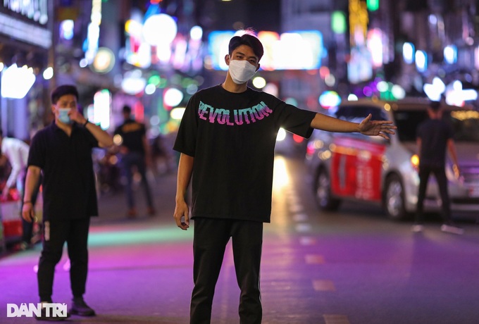 Bars and clubs reopen in HCM City - 7 Bars and clubs reopen in HCM City - 7