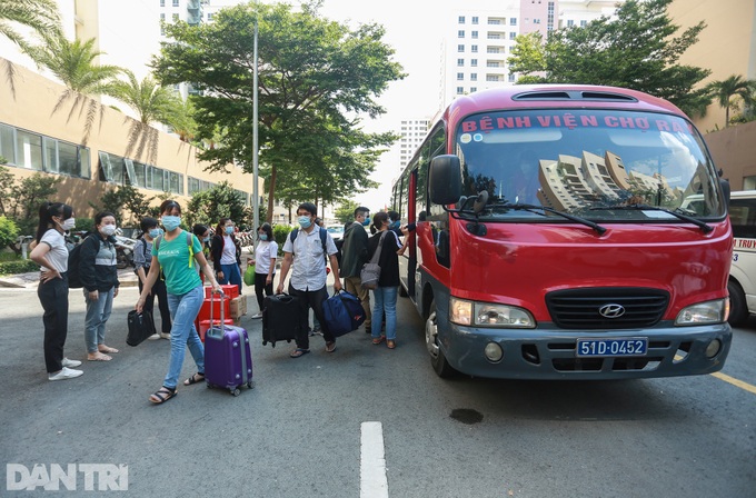 Four more field hospitals built in HCM City - 10