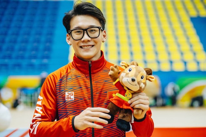 First Vietnamese gymnast qualifies for world championships - 1
