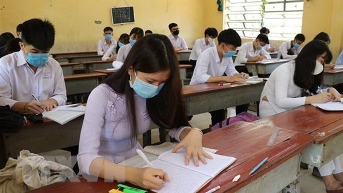 Ho Chi Minh City school classes 9 to 12 to resume next month - 1