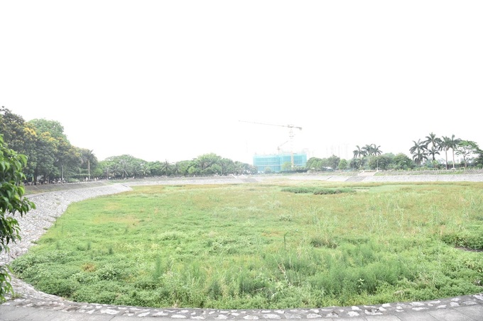 Hanoi lakes dry up - 1